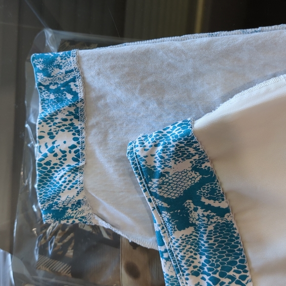 KRAZY LARRY Reptile Print Pull-On Skinny Legging Size 12 - Picture 11 of 13